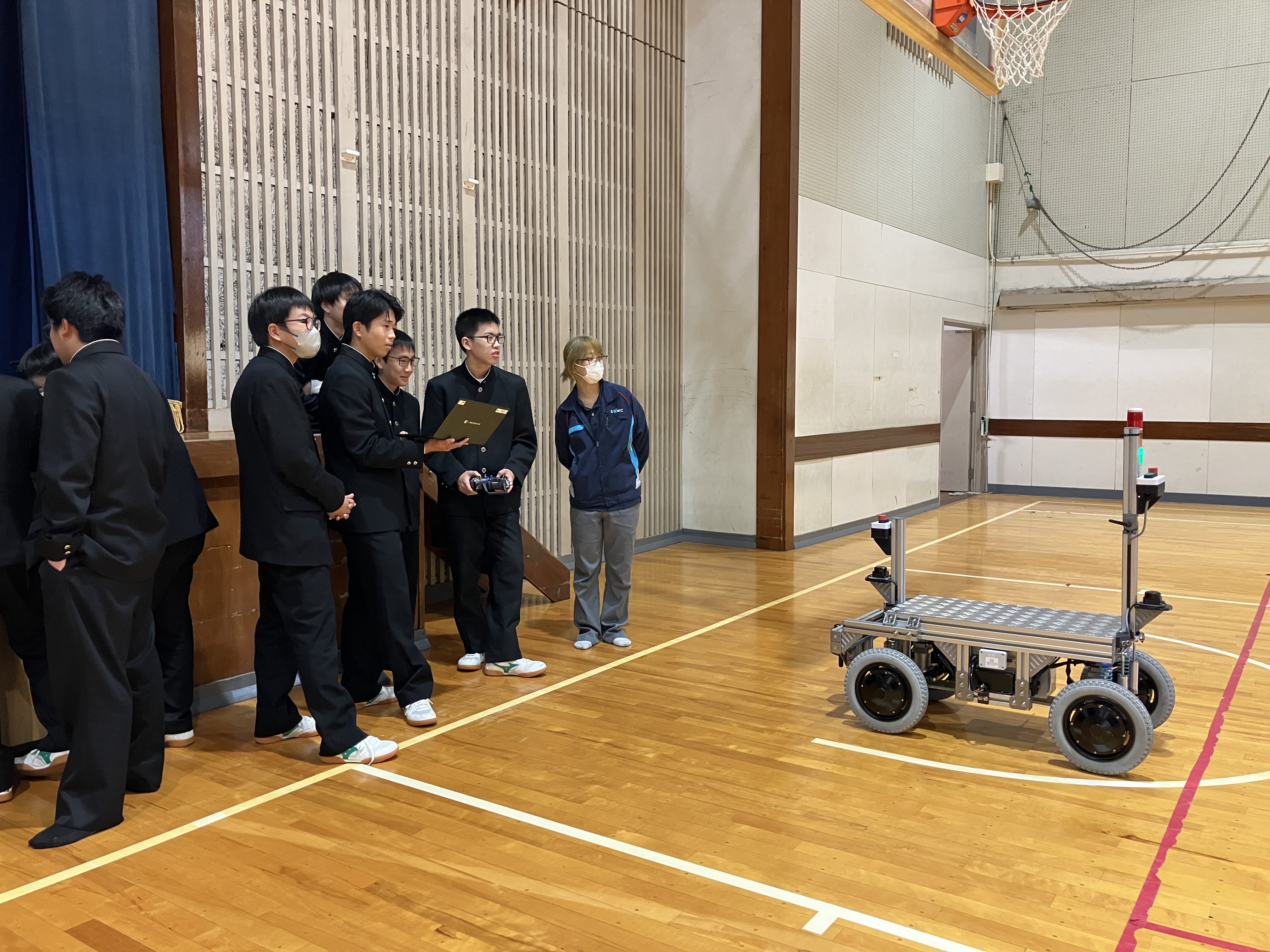 未来のエンジニアへ!浜松城北工業高校で「ロボティクス概論」